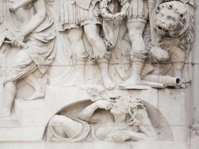 Envy looking up, The Monument to the Great Fire of London Frieze